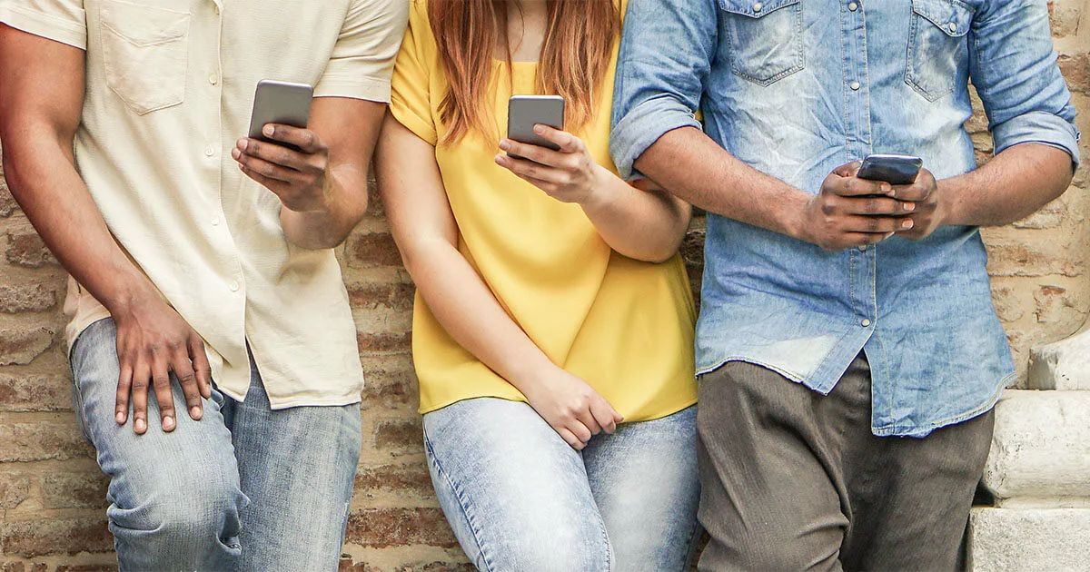 How does Snapchat advertising work? How does Snapchat advertising work?
